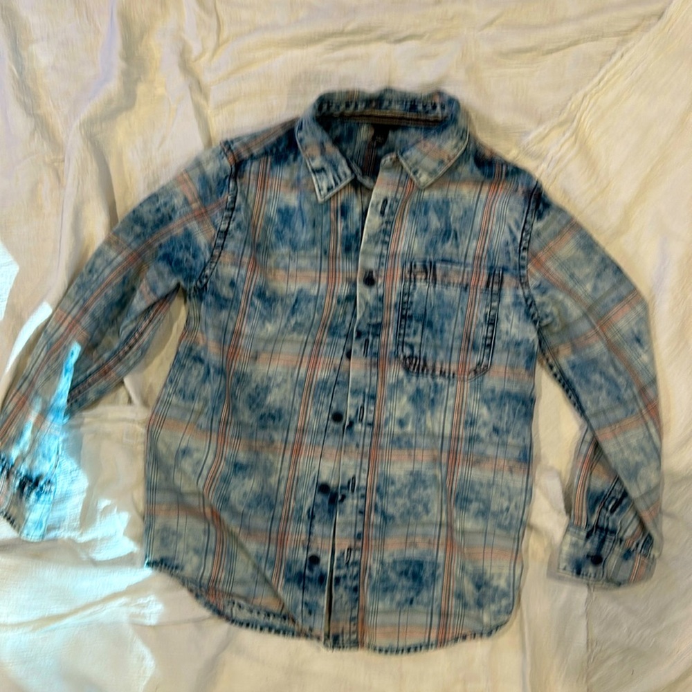 Target Art Class. Boys long sleeved button up. Size 8